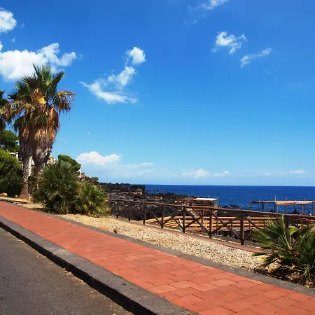 Casa Limoni A Pochi Passi Dal Mare, Tra Catania, Etna E Taormina