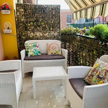 Casa Limoni A Pochi Passi Dal Mare, Tra Catania, Etna E Taormina